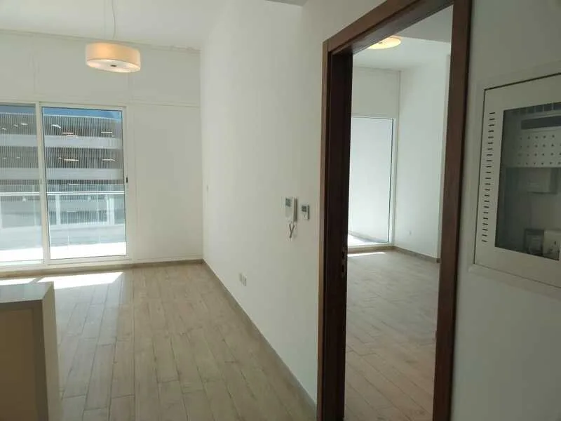 Boulevard View | Prime Location | Multiple Units — 3