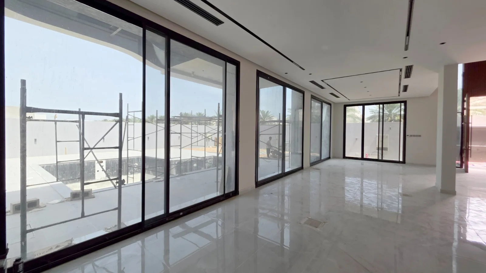 5 BR Villa + Maid + Driver Room | Private Pool — 2