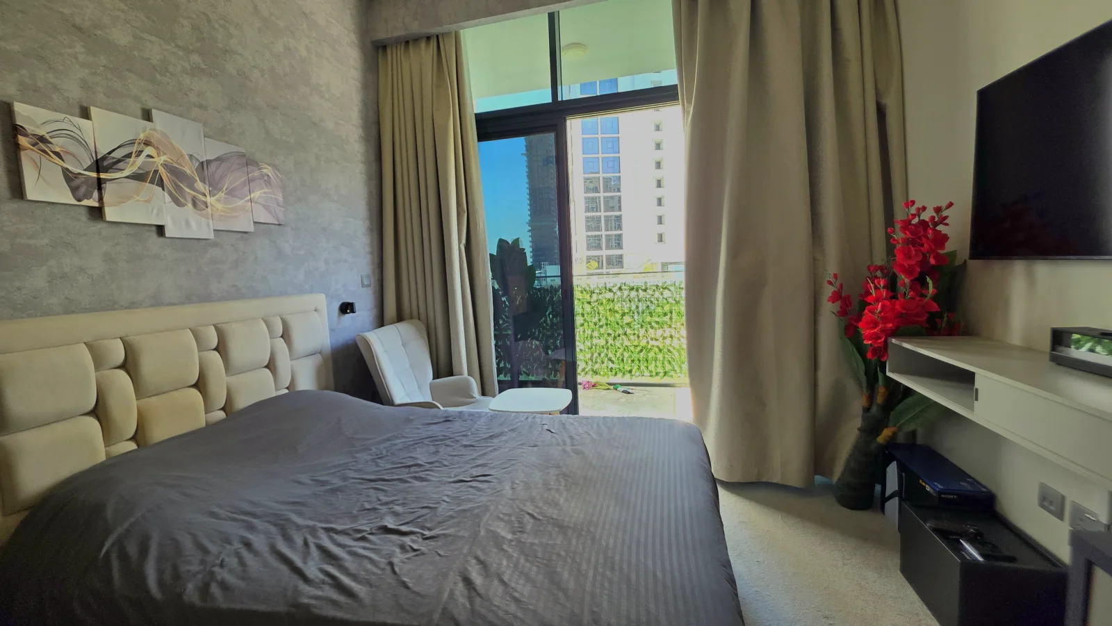 Fully Furnished | Flexible Cheques | Low Floor