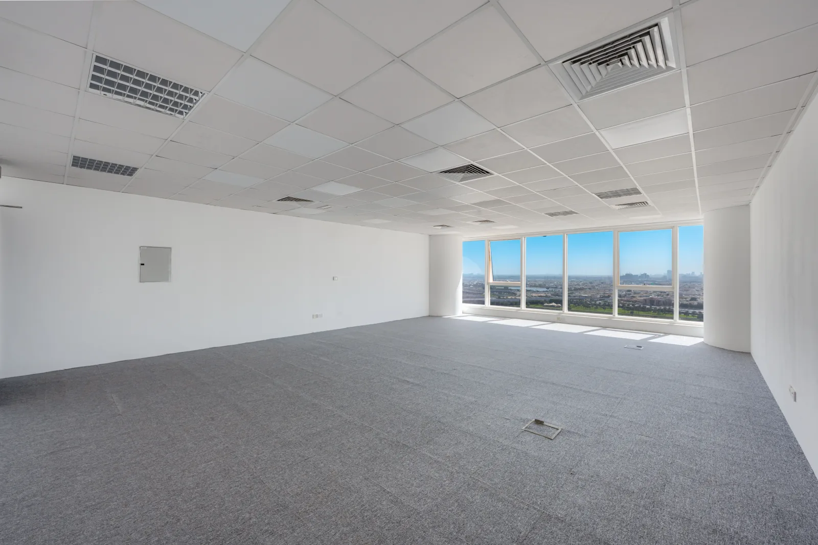 Prime Location | Race Course View | Raised floor — 4