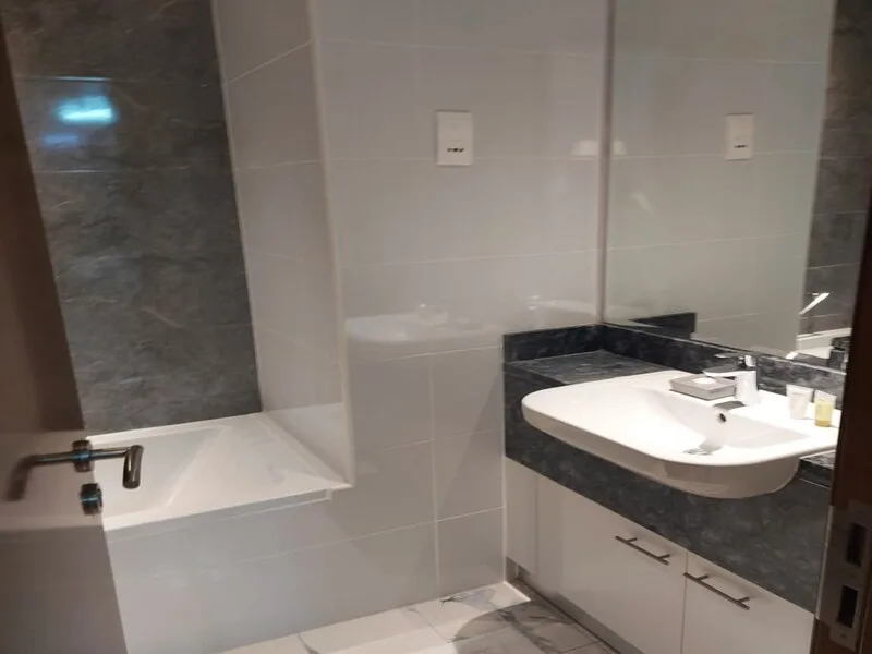 Pool and Canal View, Furnished, Prime Location — 4