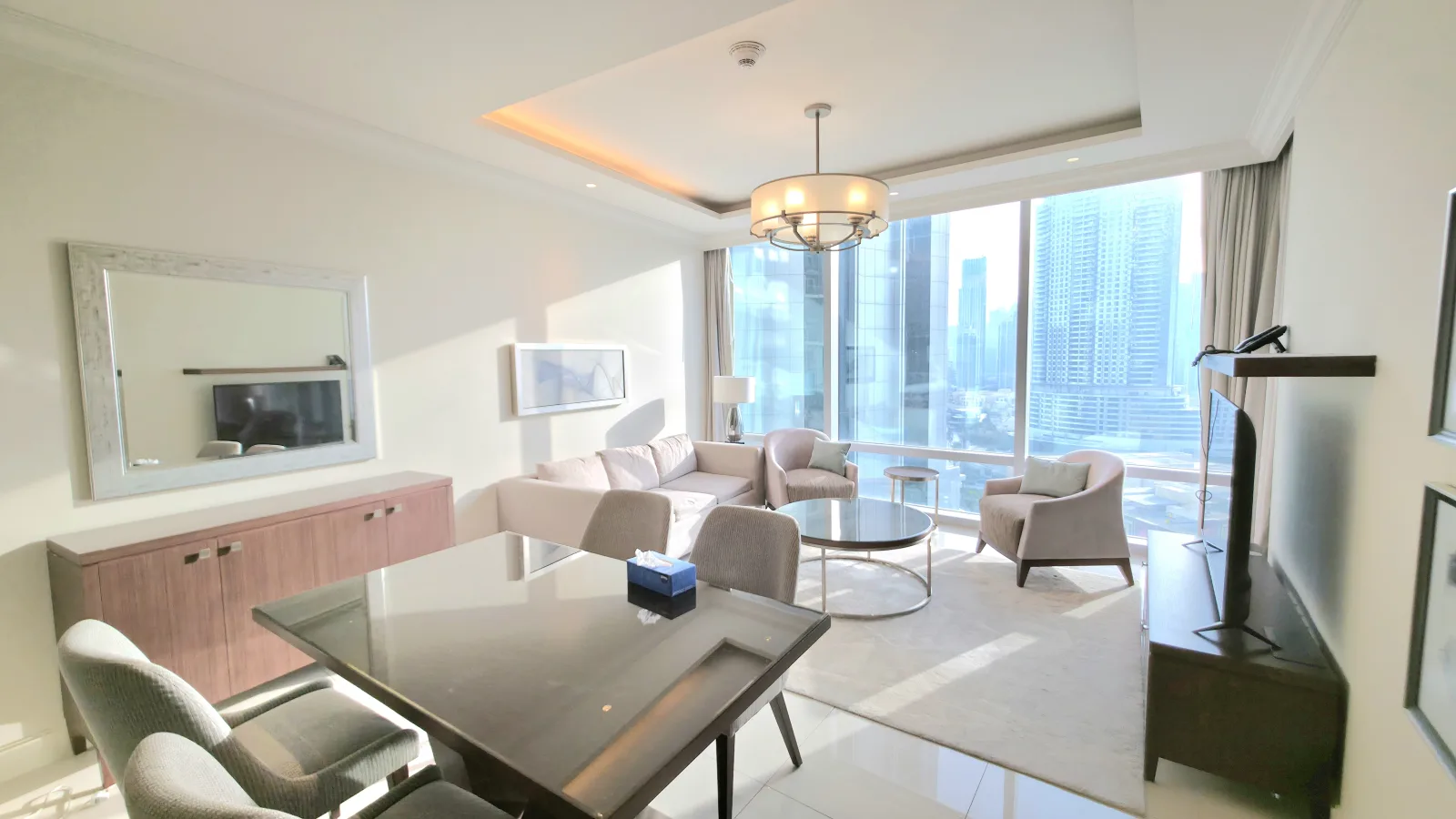 BURJ VIEW | FULLY FURNISHED | LUXURIOUS — 4