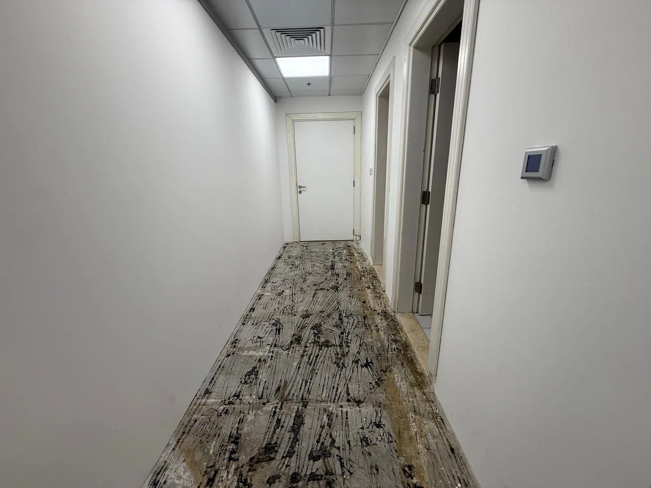Spacious Office | Close to Metro | Unfurnished — 4
