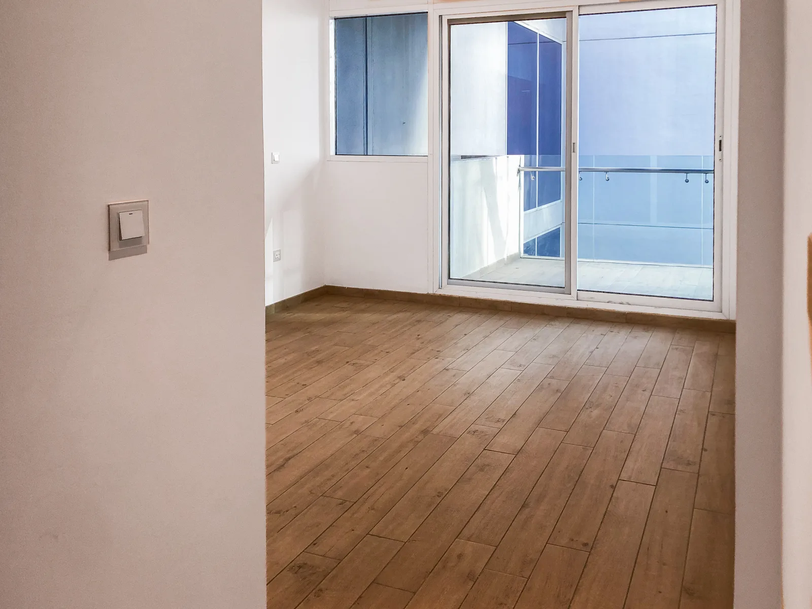 Fitted Kitchen | Ready to Move | Spacious 2BR — 4