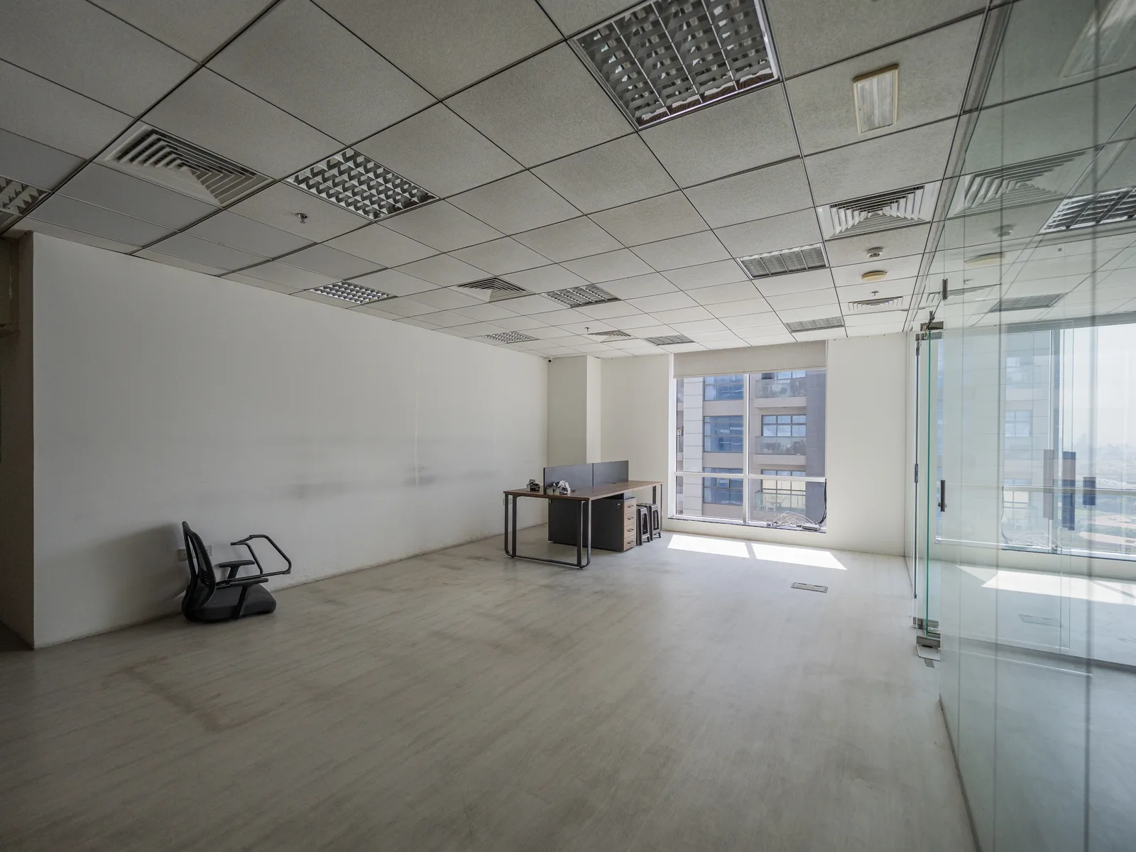 Fitted Office | High Floor | Glass Partitioned — 3