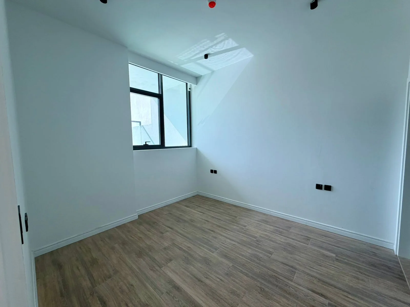 1 Bedroom + Study | Modern Living | Prime Location — 4