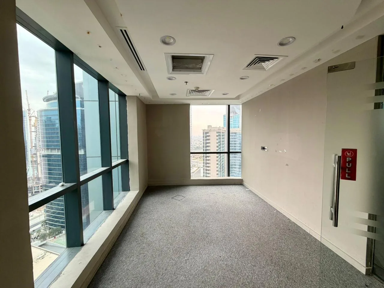High Floor | Prime Business Location | Vacant — 3