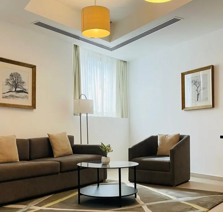 Spacious 1BR | Prime Location | Fully Furnished — 3