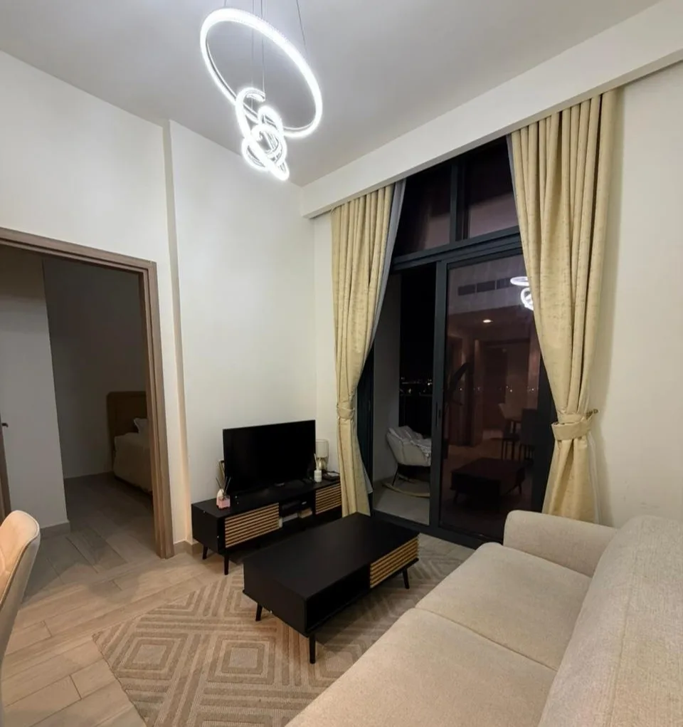 Fully Furnished 2BR | Lagoon View | High Floor — 3