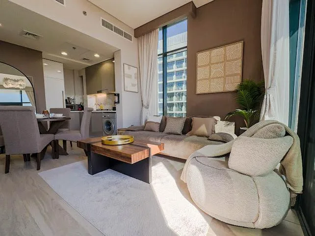 Pool View | Luxury furnishing | Ready to Move — 2