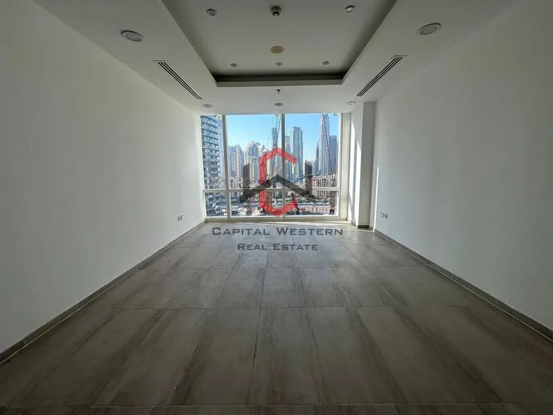 Bright Office I Chiller Free I Fitted | 2 Cheques | Business Bay — 3