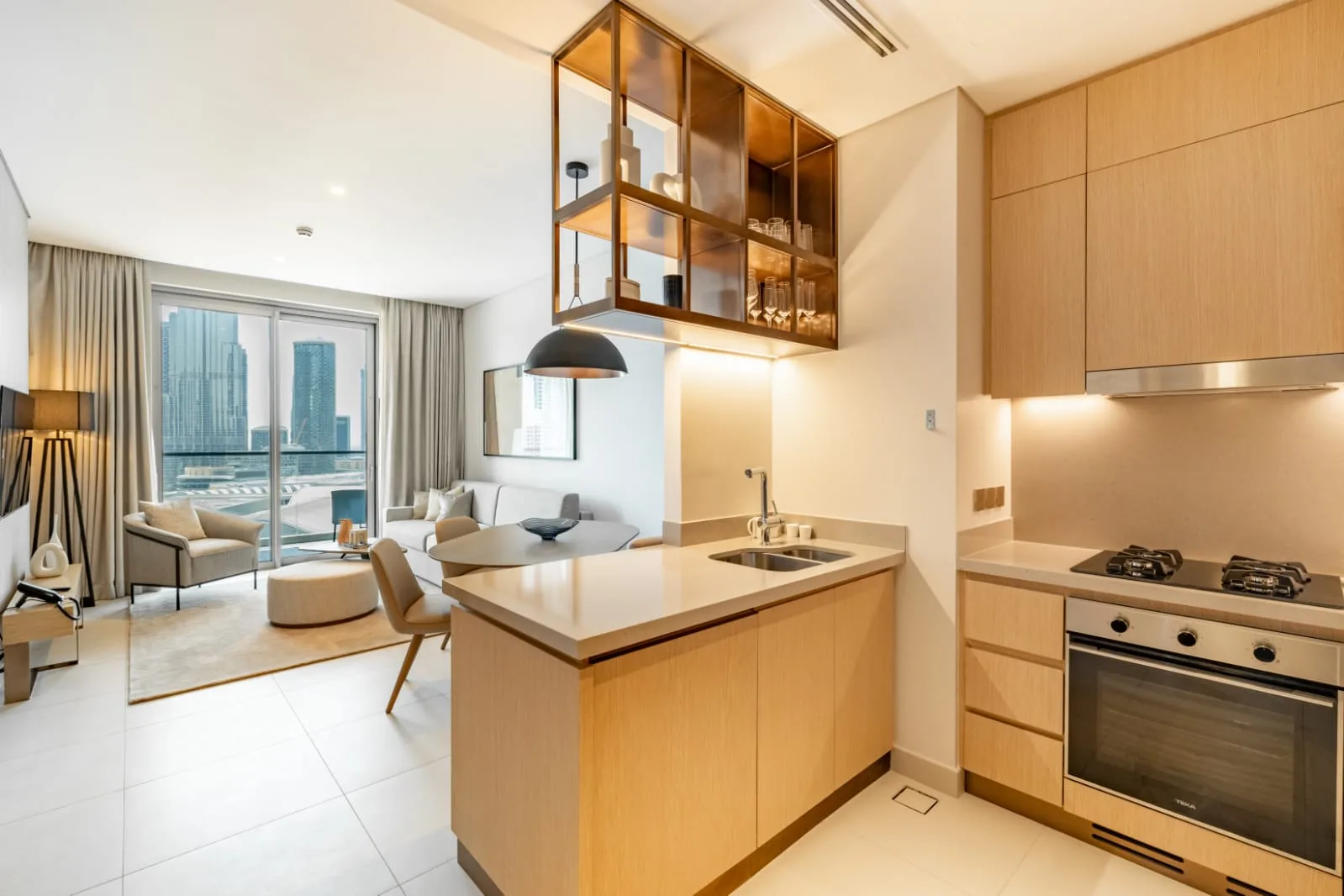 Burj Khalifa View | Dubai Mall Access | Furnished — 2