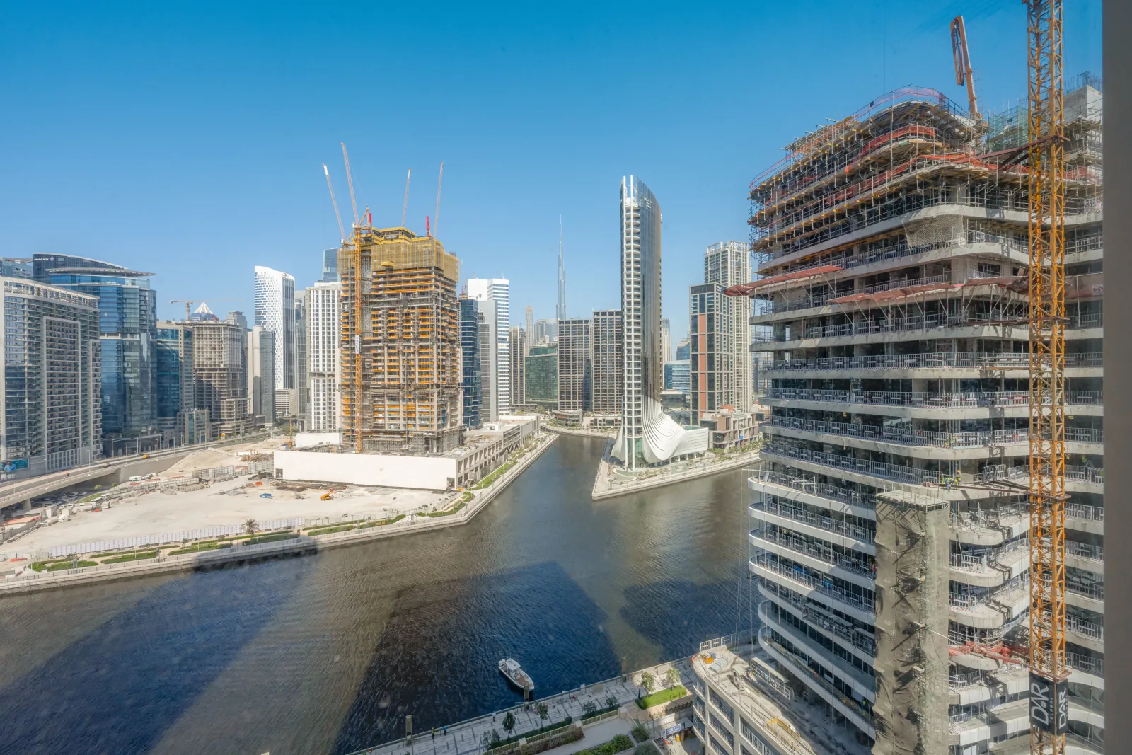 Burj Khalifa and Canal View | Raised Flooring — 4