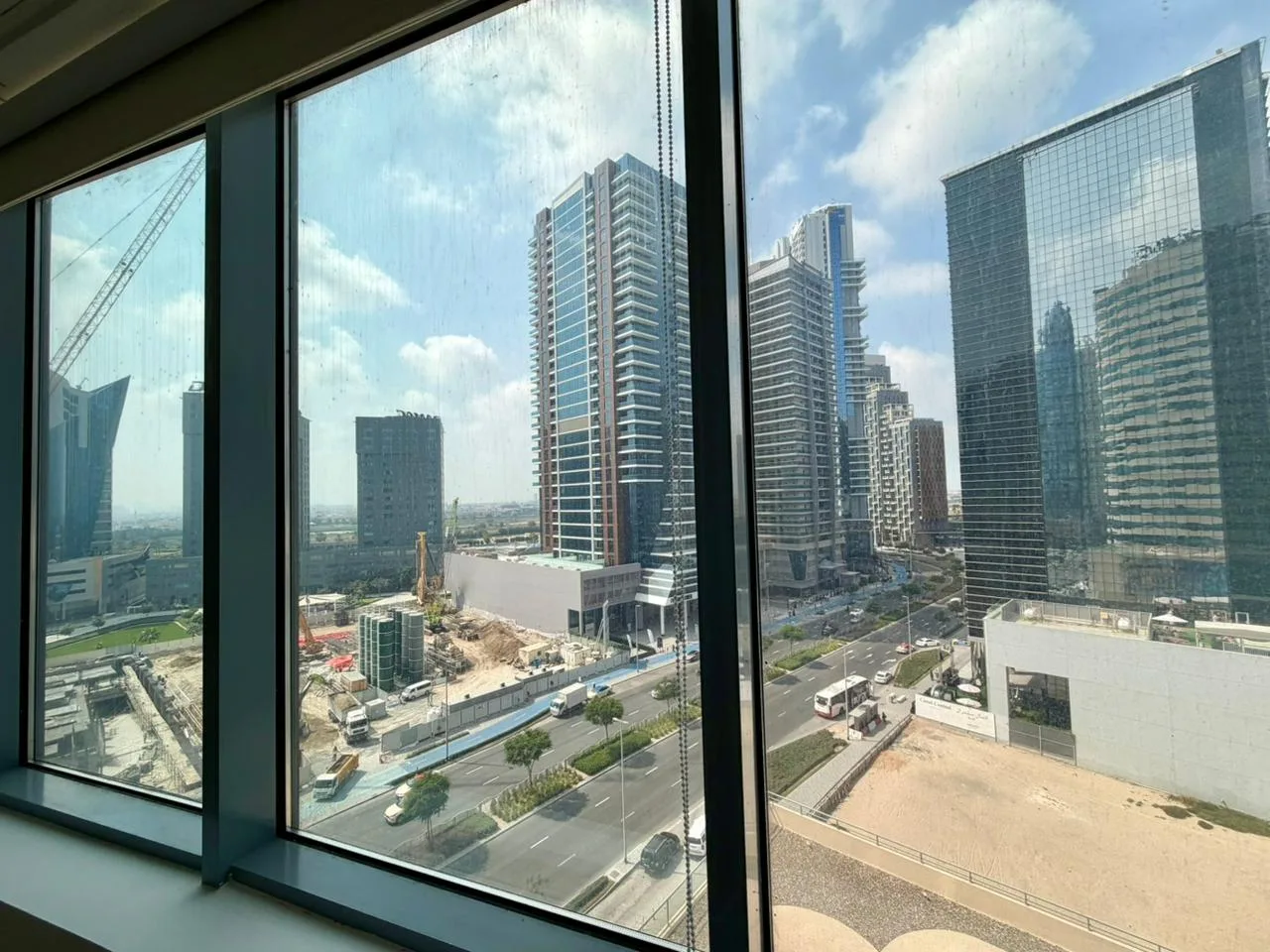 Spacious Office | Prime Location | 2 Parkings — 2