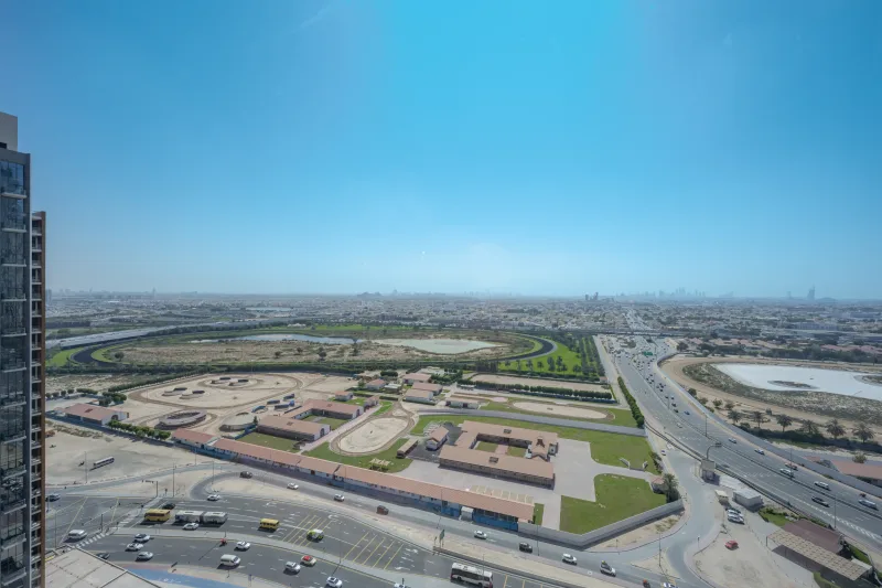 Prime Location | Race Course View | Raised floor