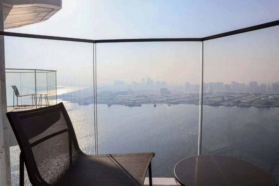 Beautiful Sea View, Luxury Living, Spacious Layout — 2