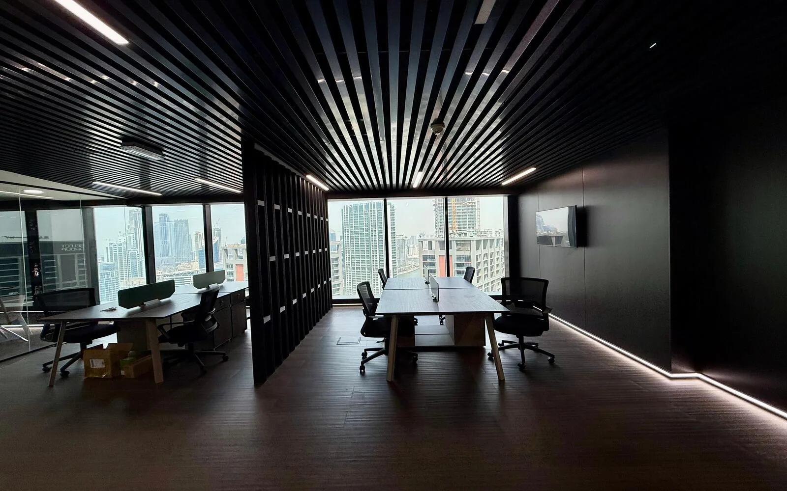 Fully Fitted Office with Furniture | High Floor — 4