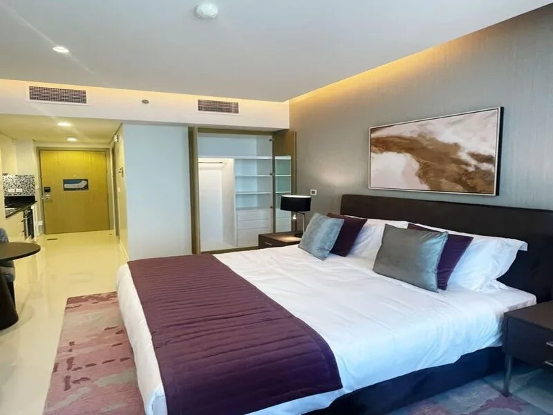 Spacious Studio | Fully Furnished | High Floor — 3