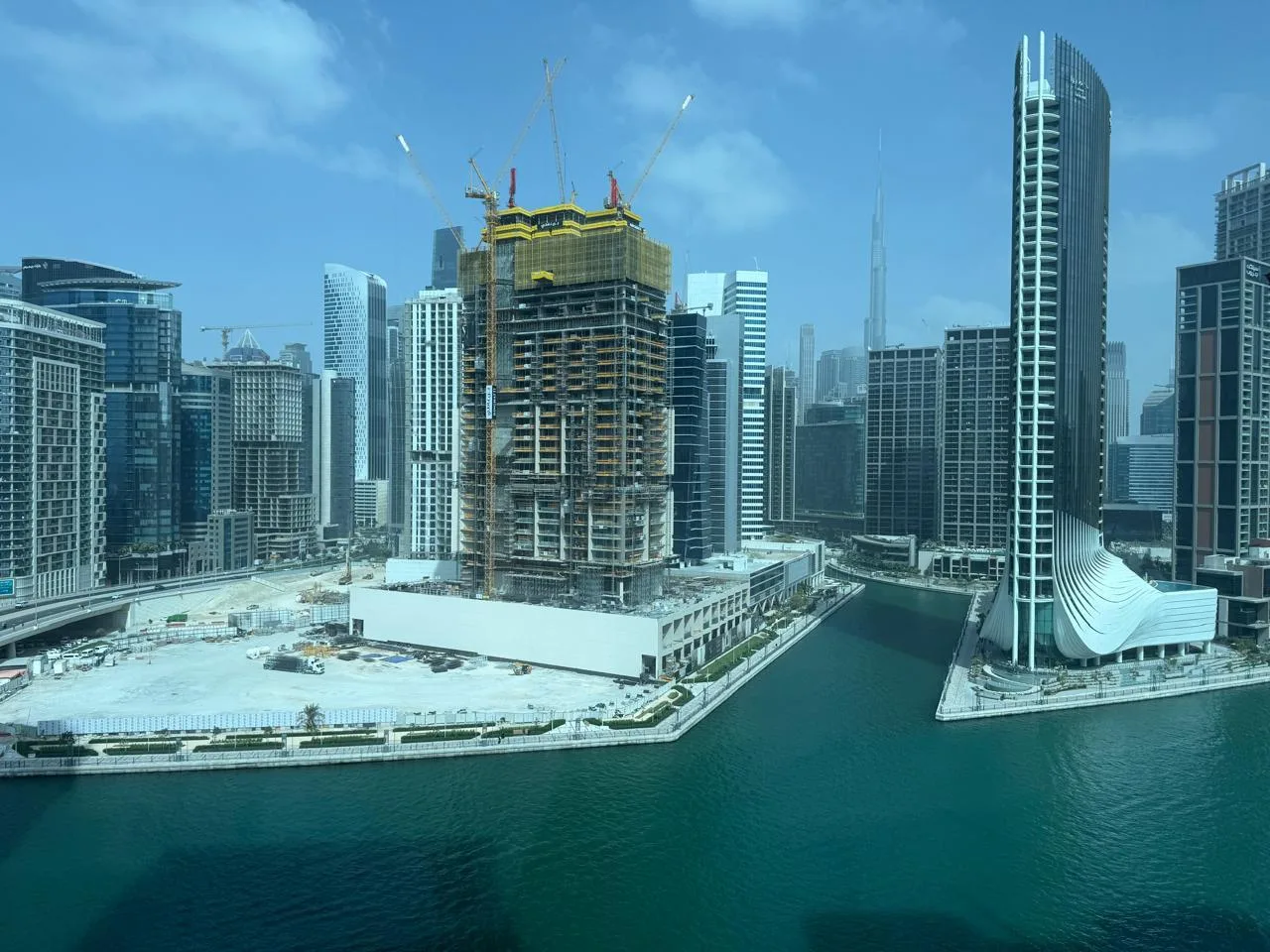 Burj Khalifa and Canal View | Raised Flooring — 2