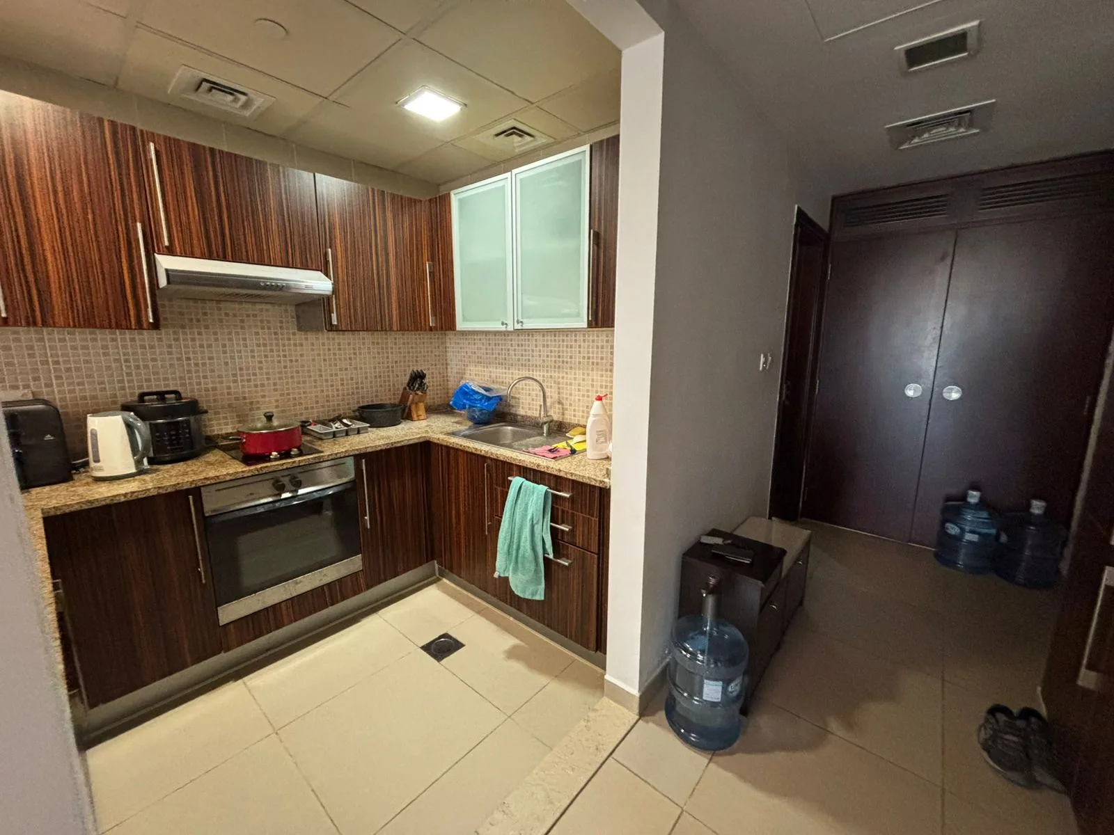 Fully Furnished | Close to Metro | SZR View — 4