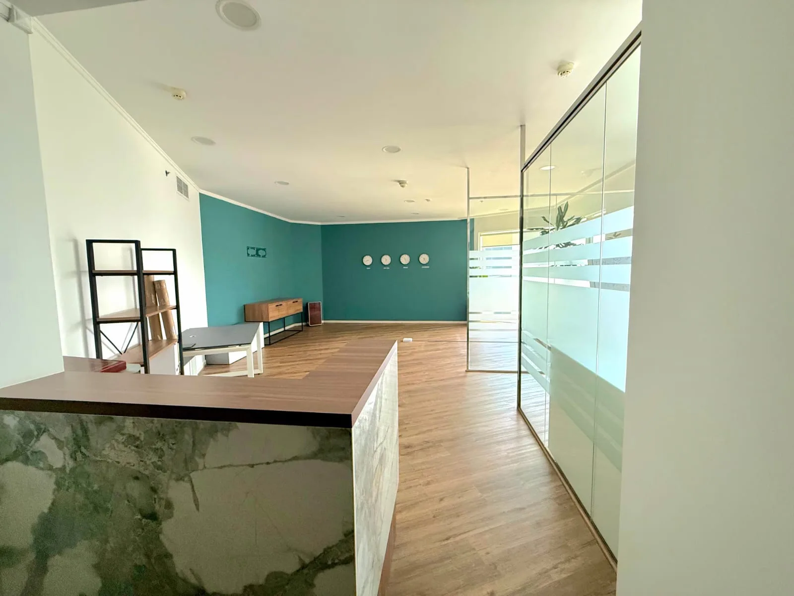 Fully Furnished | Close to Metro | Sheikh Zayed Road — 3