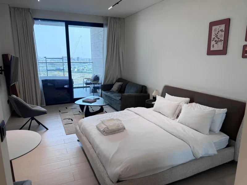 Canal View | Furnished | Private Jacuzzi | Ready