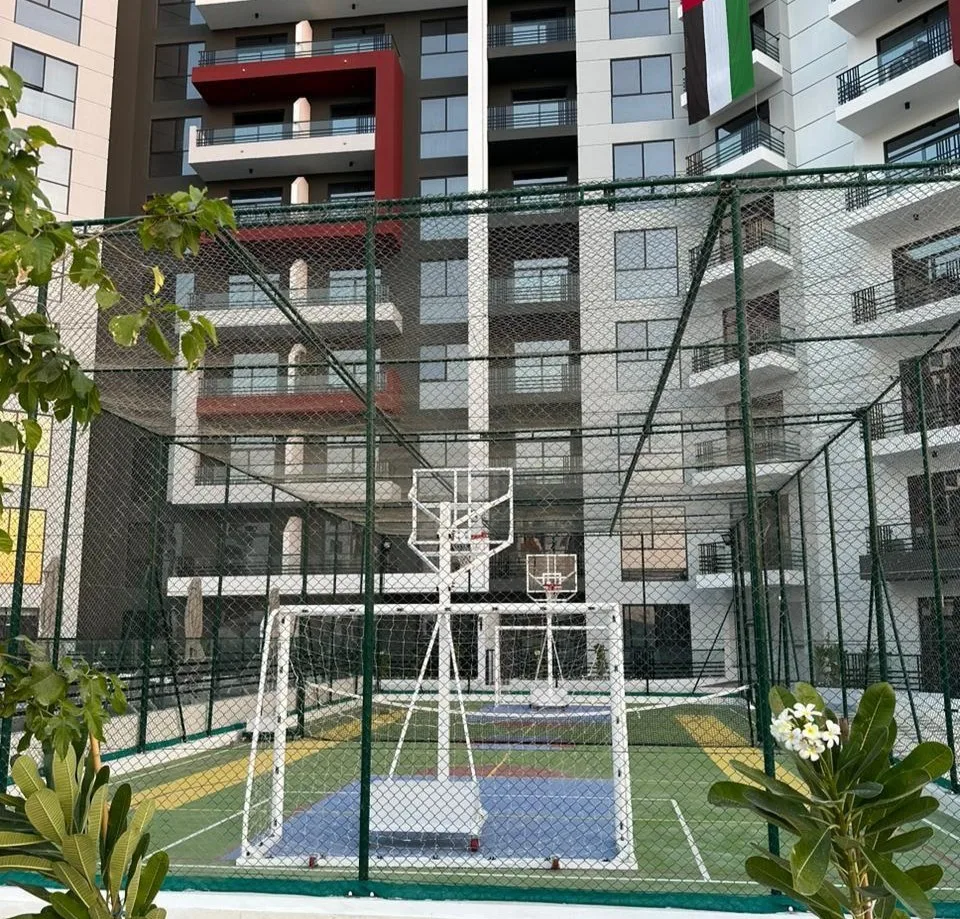 Modern Studio, Available on May 26, Amenities View — 4
