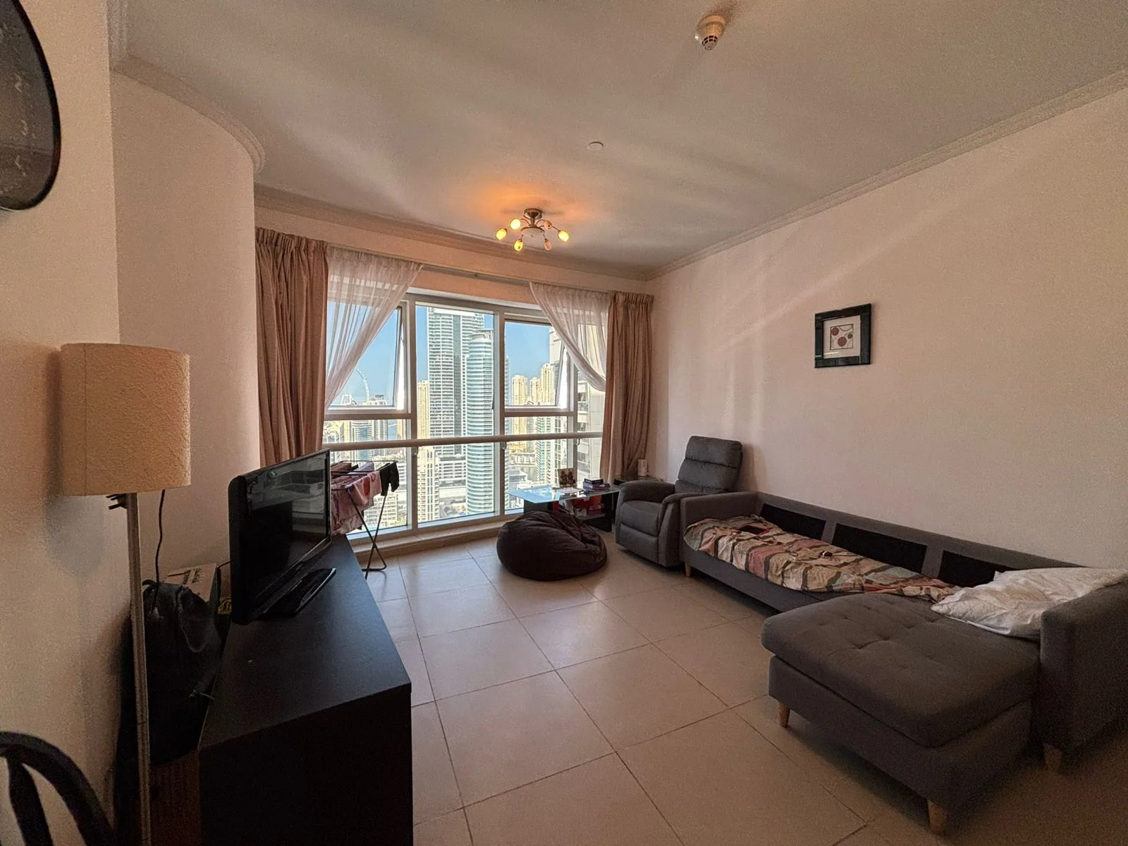 Fully Furnished | Close to Metro | SZR View — 2