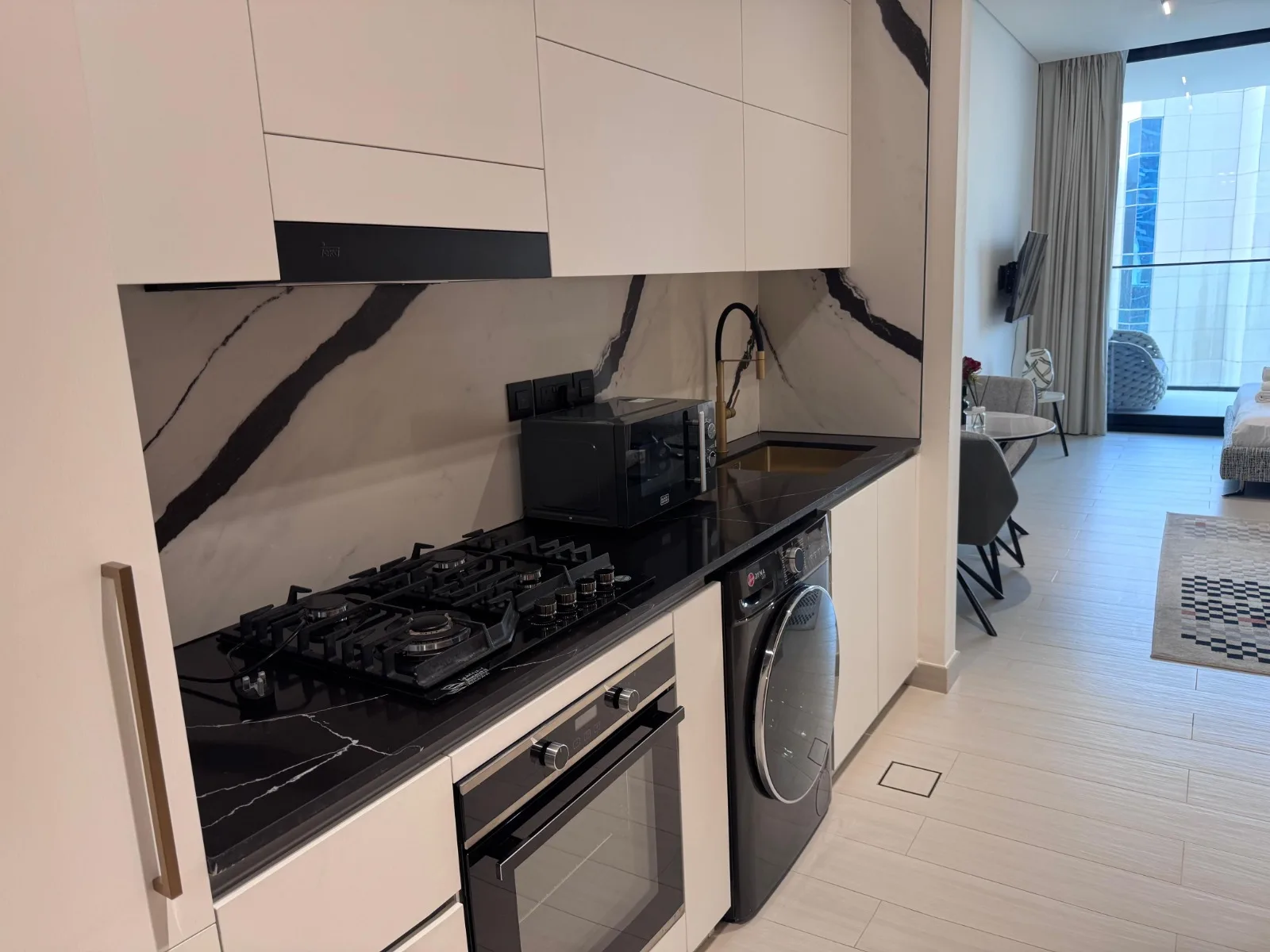 Fully-furnished Studio | Canal View | Vacant — 3
