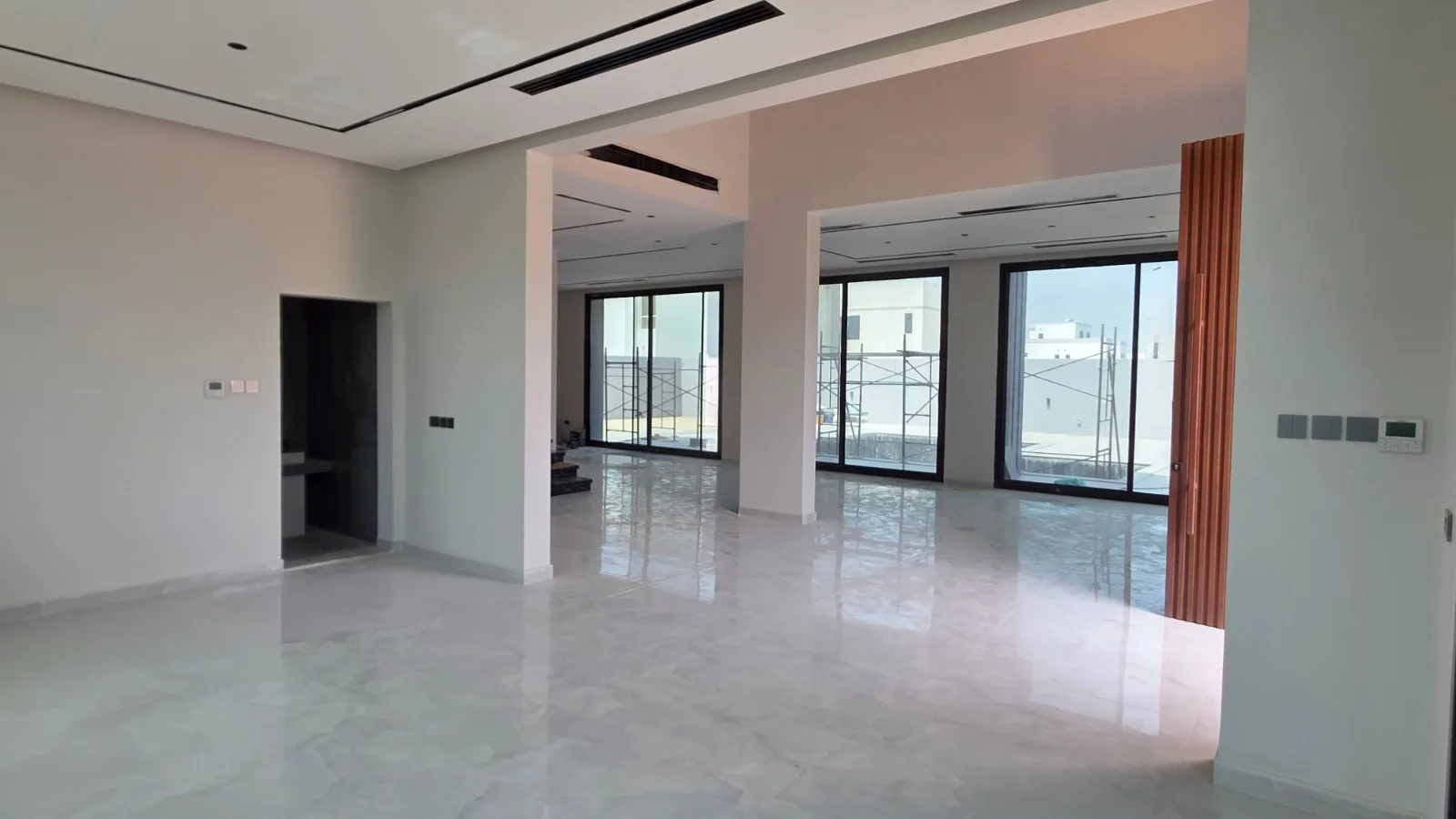 5 BR Villa + Maid + Driver Room | Private Pool — 3