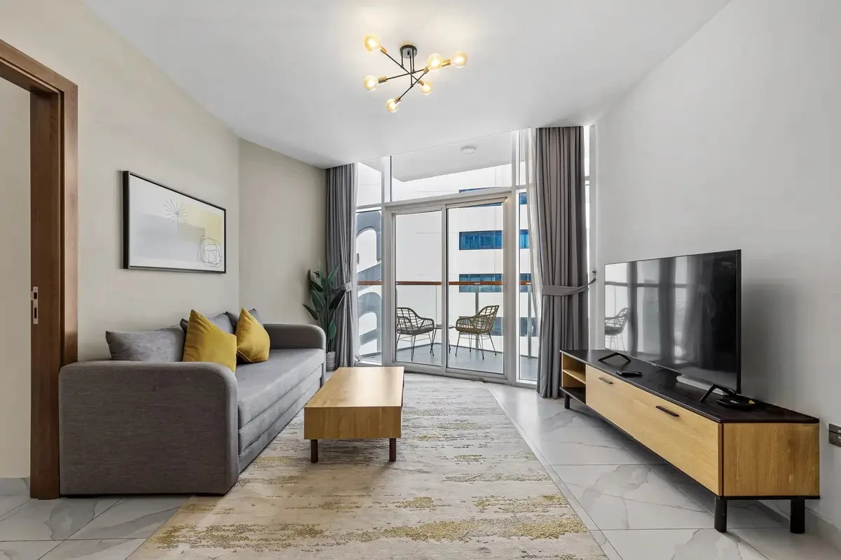 Spacious 1BR | Canal View | Fully Furnished — 2