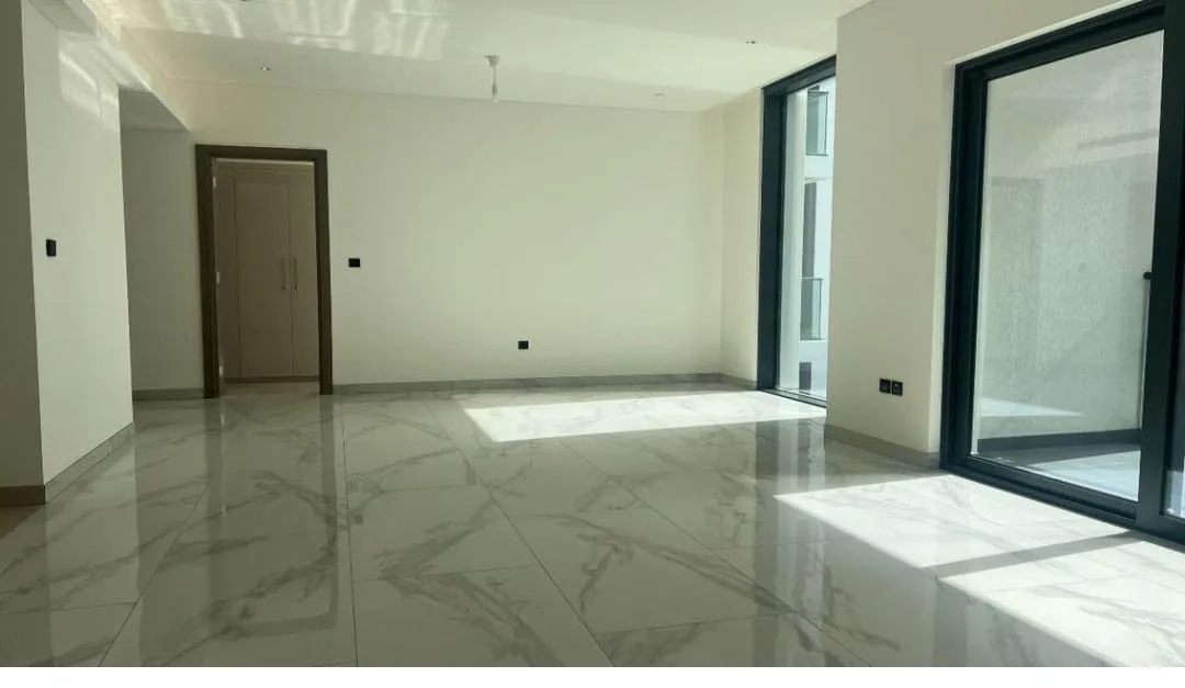 BRAND NEW | HIGH FLOOR | SPACIOUS — 4