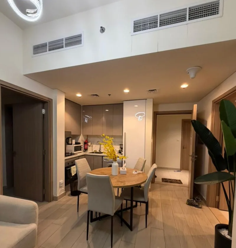 Fully Furnished 2BR | Lagoon View | High Floor