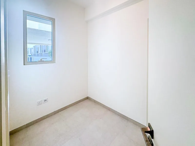 Brand New 3BR+Maid | Gated Community | Single Row