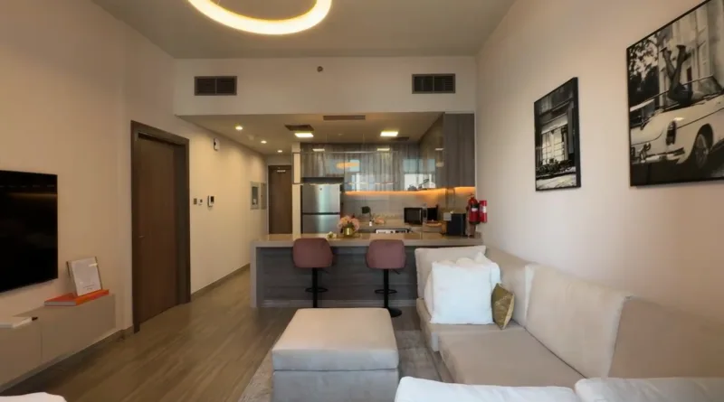 MID FLOOR | NEAR METRO | READY TO MOVE IN