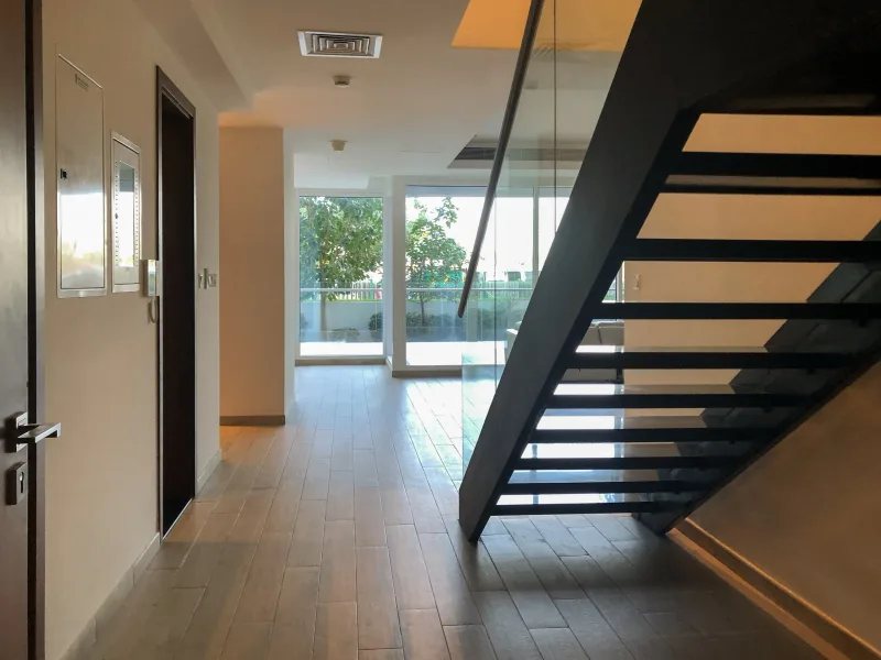 Semi-Furnished | Private Garage | Private Jacuzzi