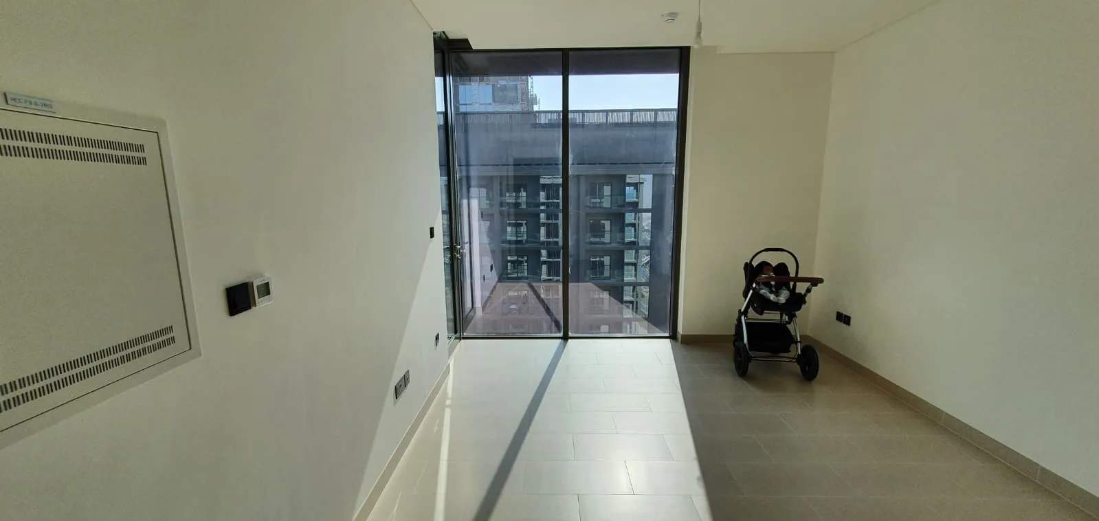 Burj View | High Floor | Unfurnished — 3