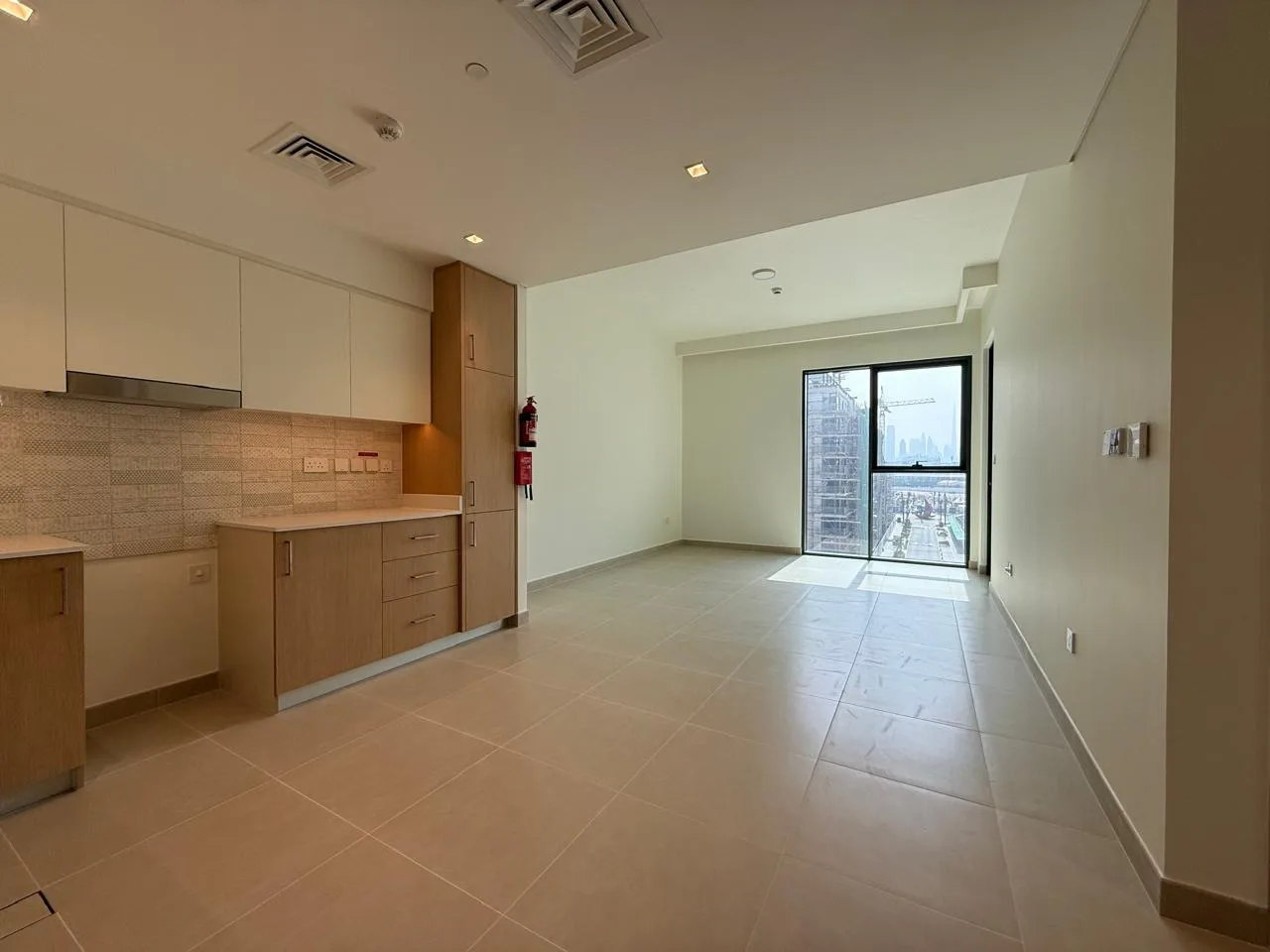 1BR Apartment | Seagate Building 3 | Burj Khalifa Views — 4