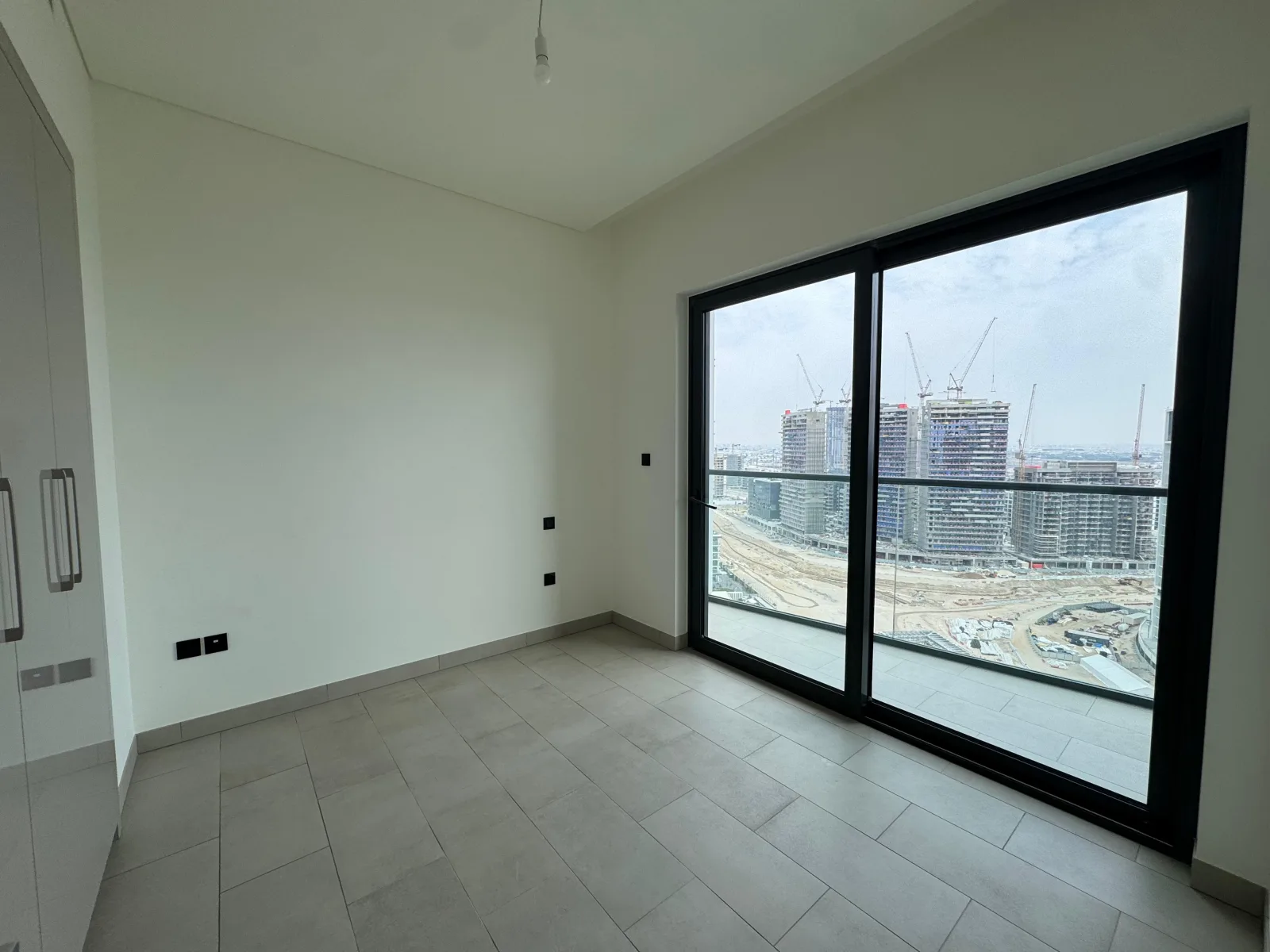 High Floor | Ready to Move | Community View — 4